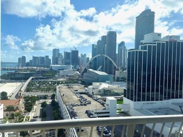 1750 N Bayshore Dr 2308, Miami FL 33132