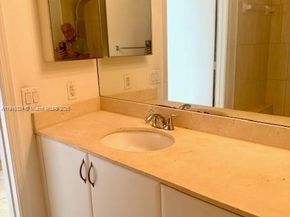 1750 N Bayshore Dr 2308, Miami FL 33132