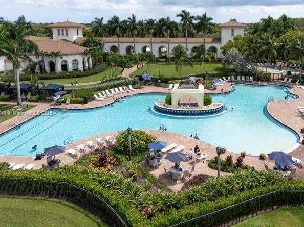 9770 Scribner Ln, Wellington FL 33414
