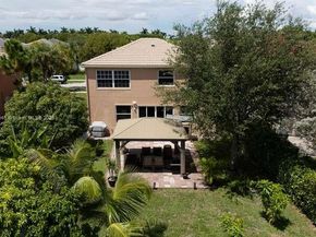 9770 Scribner Ln, Wellington FL 33414