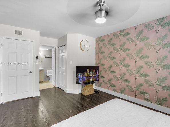 14014 SW 91st Ter 14014, Miami FL 33186