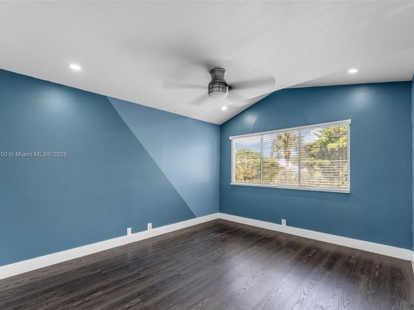 14014 SW 91st Ter 14014, Miami FL 33186