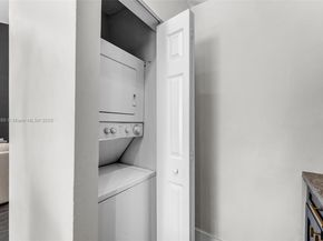 14014 SW 91st Ter 14014, Miami FL 33186