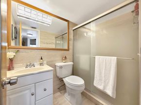 5201 Orduna Dr. 15, Coral Gables FL 33146