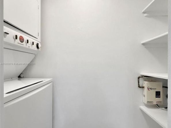 5201 Orduna Dr. 15, Coral Gables FL 33146