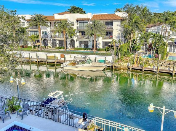 5201 Orduna Dr. 15, Coral Gables FL 33146