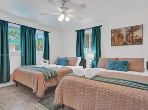 2320 SW 36th Ave, Fort Lauderdale FL 33312