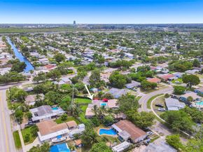 2320 SW 36th Ave, Fort Lauderdale FL 33312