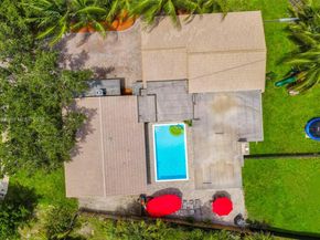 2320 SW 36th Ave, Fort Lauderdale FL 33312