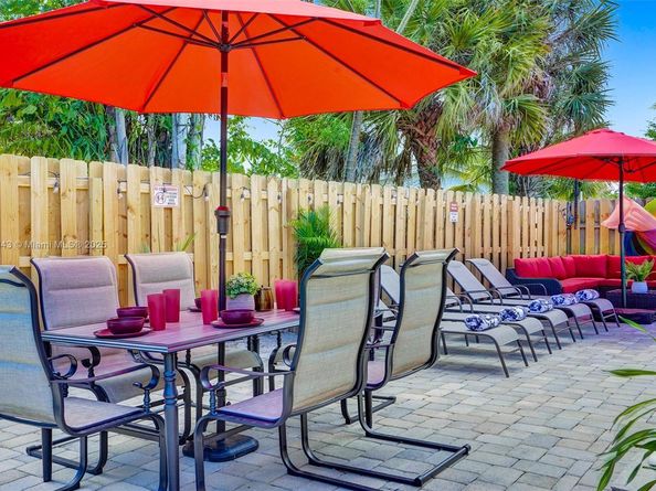 2320 SW 36th Ave, Fort Lauderdale FL 33312