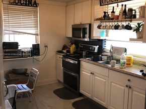 2231 SW 57th Ct, Miami FL 33155