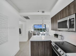 601 NE 36th St 1003, Miami FL 33137