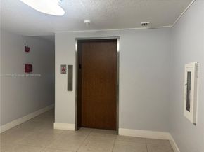 9350 Fontainebleau Blvd 312, Miami FL 33172