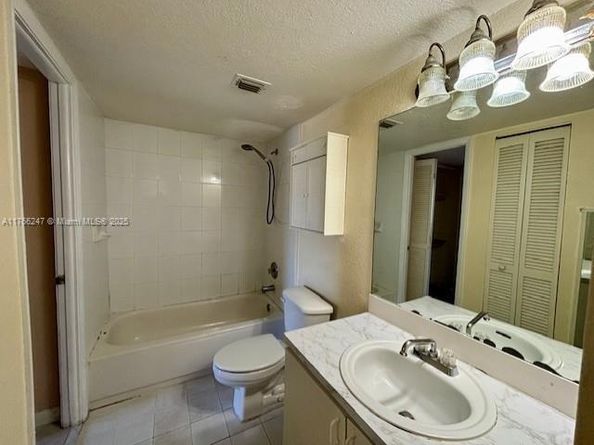 9350 Fontainebleau Blvd 312, Miami FL 33172