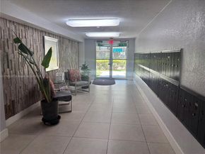 9350 Fontainebleau Blvd 312, Miami FL 33172