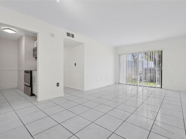 7407 SW 152nd Ave 4103, Miami FL 33193
