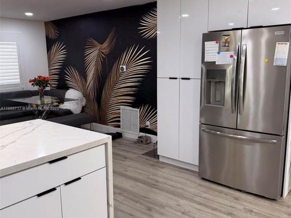 310 NE 12th Ave, Pompano Beach FL 33060