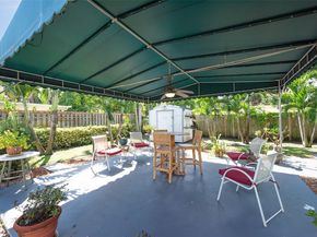 824 NE 17th Ct, Fort Lauderdale FL 33305