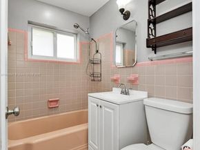 824 NE 17th Ct, Fort Lauderdale FL 33305