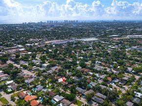 824 NE 17th Ct, Fort Lauderdale FL 33305
