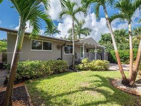 824 NE 17th Ct, Fort Lauderdale FL 33305