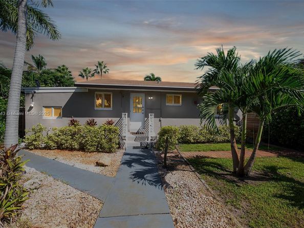 824 NE 17th Ct, Fort Lauderdale FL 33305