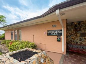 2841 Somerset Dr 307, Lauderdale Lakes FL 33311