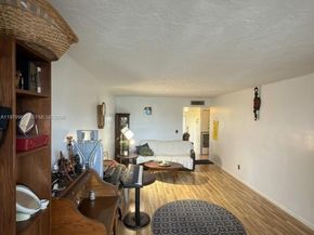 2841 Somerset Dr 307, Lauderdale Lakes FL 33311