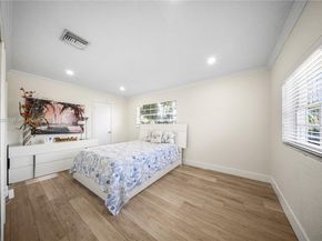 17931 NW 85th Ave, Hialeah FL 33015