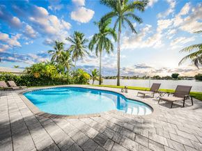 17931 NW 85th Ave, Hialeah FL 33015