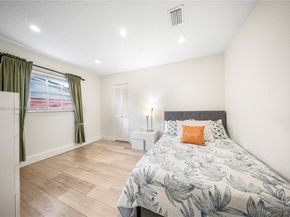 17931 NW 85th Ave, Hialeah FL 33015