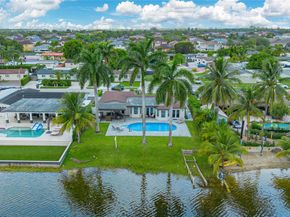 17931 NW 85th Ave, Hialeah FL 33015