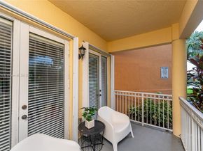 10012 NW 7th St 104, Miami FL 33172