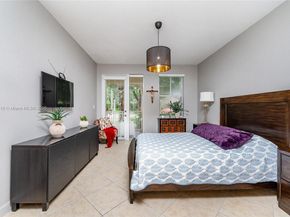 10012 NW 7th St 104, Miami FL 33172
