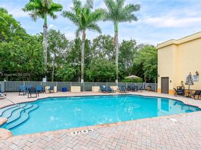 10012 NW 7th St 104, Miami FL 33172