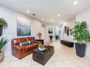 10012 NW 7th St 104, Miami FL 33172