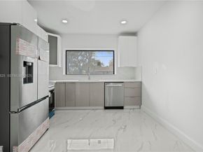 1445 NE 147th St, Miami FL 33161