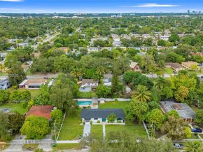 1445 NE 147th St, Miami FL 33161