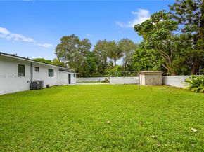 1445 NE 147th St, Miami FL 33161