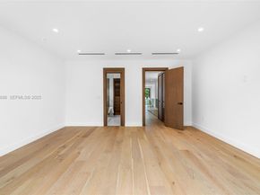 66 NW 50th St, Miami FL 33127