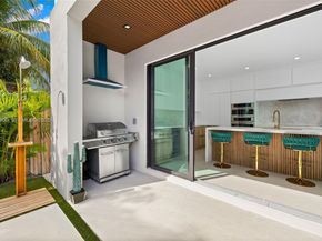 66 NW 50th St, Miami FL 33127