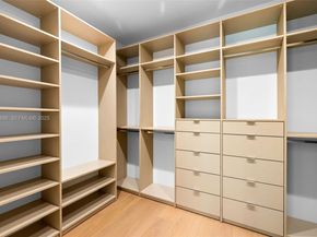 66 NW 50th St, Miami FL 33127