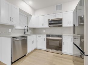 613 NE 159th St, Miami FL 33162