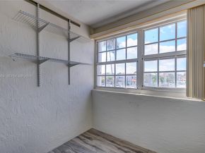12909 SW 61 0, Miami FL 33183