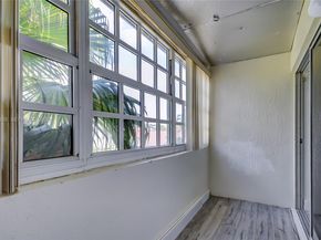 12909 SW 61 0, Miami FL 33183