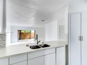 12909 SW 61 0, Miami FL 33183
