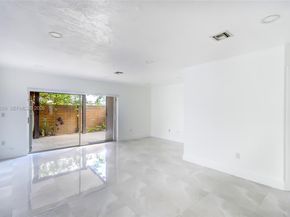 12909 SW 61 0, Miami FL 33183