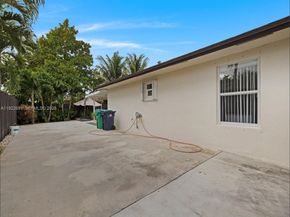 29330 SW 143rd Ave, Homestead FL 33033