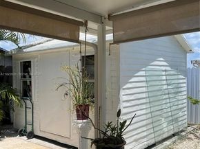 29330 SW 143rd Ave, Homestead FL 33033