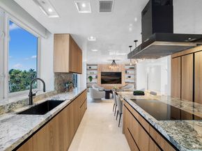 3535 Hiawatha Ave 403, Miami FL 33133